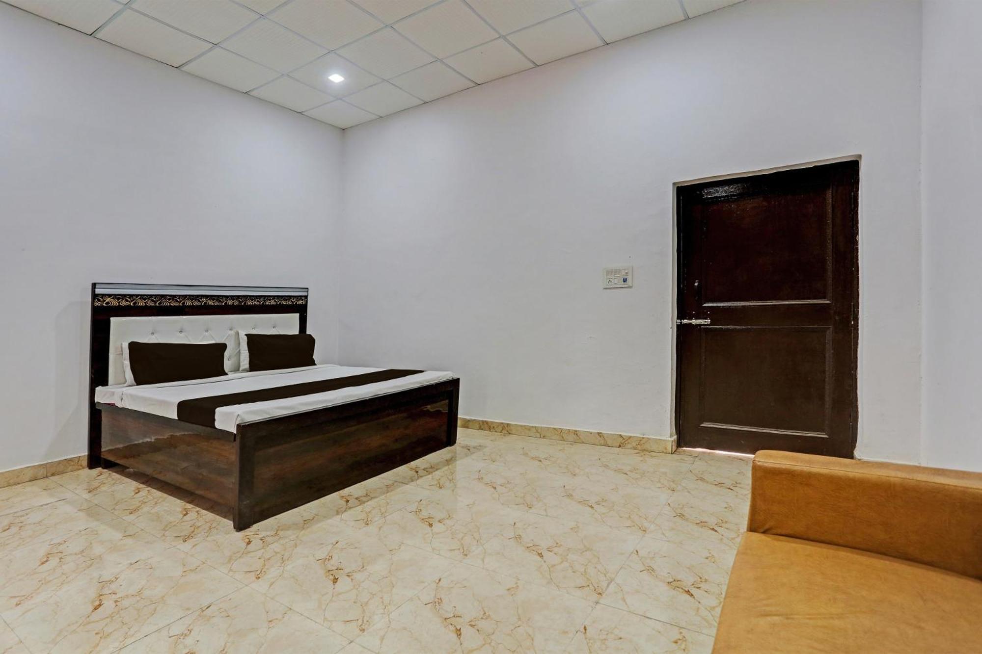 Hotel O Murliwala Wedding Palace And Resort Samalkha 외부 사진